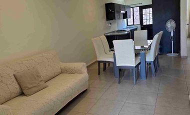 departamento amueblado planta baja, fraccionamiento zirandaro