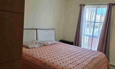 departamento amueblado planta baja, fraccionamiento zirandaro