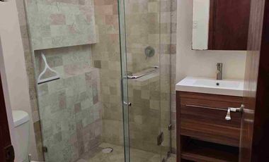 departamento amueblado planta baja, fraccionamiento zirandaro