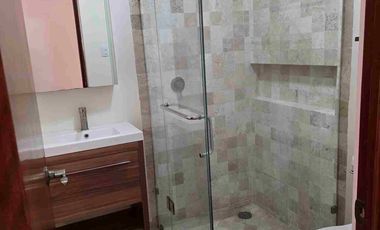 departamento amueblado planta baja, fraccionamiento zirandaro