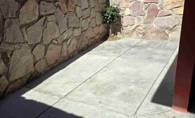 departamento amueblado planta baja, fraccionamiento zirandaro