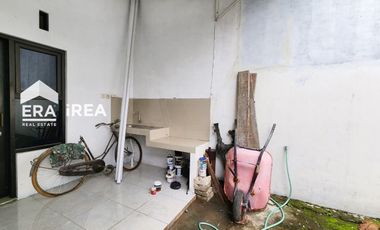 RUMAH DIJUAL DI SOLO DEKAT TAMAN JAYA WIJAYA, KAMPUS AUB