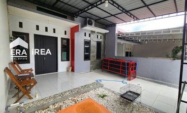 RUMAH DIJUAL DI SOLO DEKAT TAMAN JAYA WIJAYA, KAMPUS AUB
