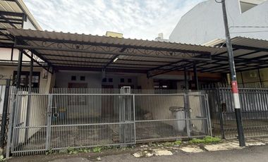 Rumah dijual di RW 13, Kelapa Gading Timur, Kelapa Gading, Jakarta Utara, Daerah Khusus Ibukota Jakarta