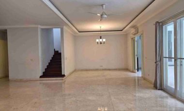 Pondok Indah Rumah Dengan Private Pool