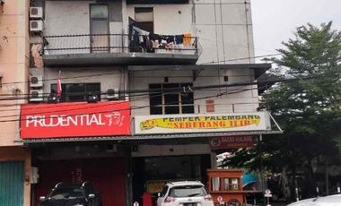 raya ngagel ruko hok  4lt parkir luas