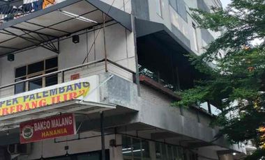 raya ngagel ruko hok  4lt parkir luas