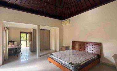 Villa Exotic Siap Huni Lokasi Dekat Melasti Beach Club