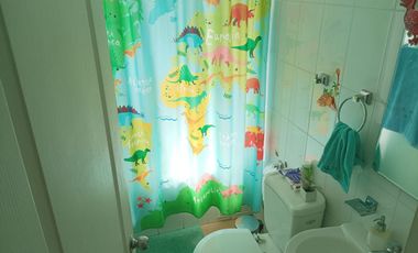 Se vende amplia casa- villa los portones de Linares