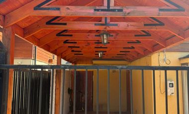 Se vende amplia casa- villa los portones de Linares