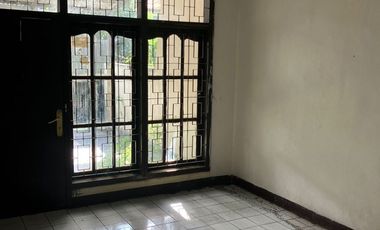 Rumah Strategis di Jl. Polo Air Arcamanik