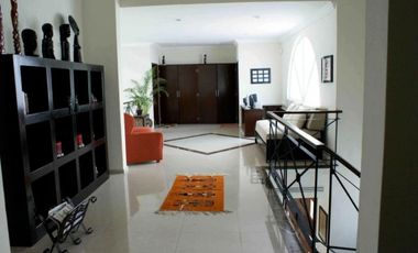 CASA EN VENTA EN CANCÚN, RESIDENCIAL VILLA MAGNA