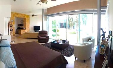 CASA EN VENTA EN CANCÚN, RESIDENCIAL VILLA MAGNA