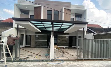 Rumah Baru di Belakang Griya Arcamanik