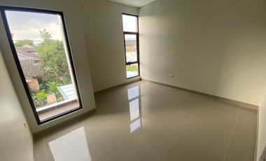 Rumah Baru di Belakang Griya Arcamanik