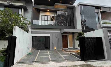 Rumah Mewah 2 Lantai Siap Huni