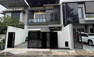 Rumah Mewah 2 Lantai Siap Huni
