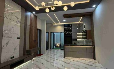 Rumah Mewah 2 Lantai Siap Huni