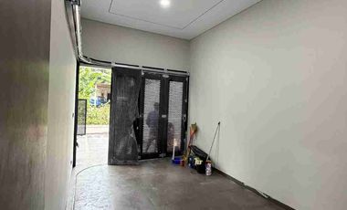 Rumah Mewah 2 Lantai Siap Huni