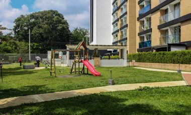 HERMOSO Y AMPLIO APARTAMENTO 