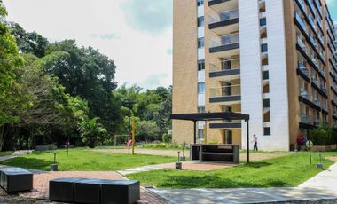 HERMOSO Y AMPLIO APARTAMENTO 