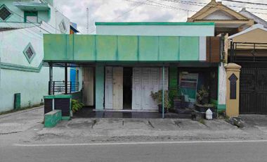 Rumah bisa untuk usaha tengah kota strategis