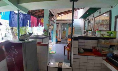 Rumah bisa untuk usaha tengah kota strategis