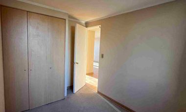 Se vende departamento en Santiago - Barrio Universitario, Metro Toesca. 2 Dormitorios amplios 2 baños.