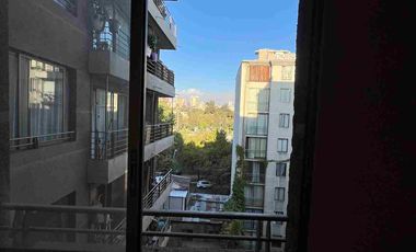Se vende departamento en Santiago - Barrio Universitario, Metro Toesca. 2 Dormitorios amplios 2 baños.