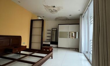 RUMAH PAKUWON INDAH  Listrik 16500 watt * Indoor swimming pool