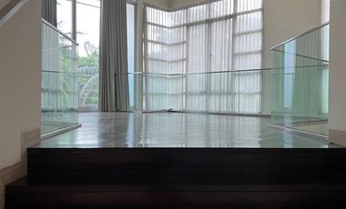 RUMAH PAKUWON INDAH  Listrik 16500 watt * Indoor swimming pool