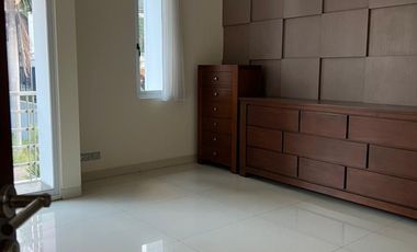 RUMAH PAKUWON INDAH  Listrik 16500 watt * Indoor swimming pool