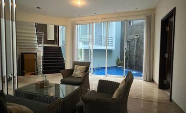 RUMAH PAKUWON INDAH  Listrik 16500 watt * Indoor swimming pool