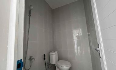 DIJUAL RUMAH 1LANTAI SURABAYA TIMUR DEKAT UPN & KAMPUS POLITEKNIK PELAYARAN, UTJ HANYA CUMA 1JT AN & TANPA DP!