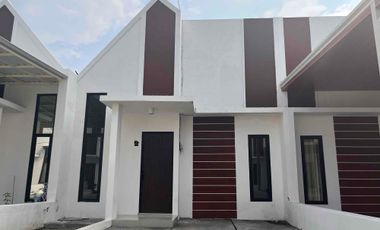 DIJUAL RUMAH 1LANTAI SURABAYA TIMUR DEKAT UPN & KAMPUS POLITEKNIK PELAYARAN, UTJ HANYA CUMA 1JT AN & TANPA DP!