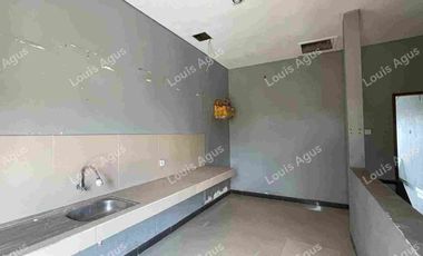 Dijual Cepat 
Ruko Jl Tukad Balian Renon, Kec. Denpasar Selatan, Kota Denpasar Bali
Lt 88m2
Lb 144m2
Lebar depan 4 meter 
Panjang 21 meter
2 toilet
Dapur
Parkir luas
Ruko hadap Timur

Selling point
Kawasan berkembang dan bersebelahan dg Poltekes
Lingkungan padat
Lokasi prestige daerah Renon

IDR 2.3M 
DP 10%