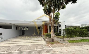 2BR FULLY FURNISHED BUNGALOW HOUSE FOR RENT INSIDE CLARK, PAMPANGA