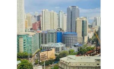 SKYLAND PLAZA
Senior-Friendly 4BR facing Ayala avenue