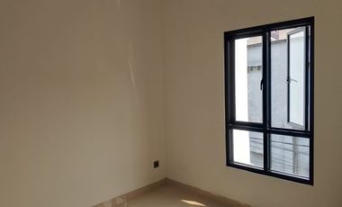 RUMAH BARU CANTIK DALAM CLUSTER SEBELAH GREEN LAKE CITY DURI KOSAMBI - OASIS KAVLING E