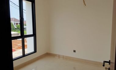 RUMAH BARU CANTIK DALAM CLUSTER SEBELAH GREEN LAKE CITY DURI KOSAMBI - OASIS KAVLING E