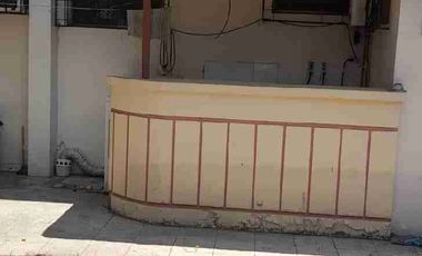 Venta de casa rentera, Urdesa Central, cerca de Pizza Hut