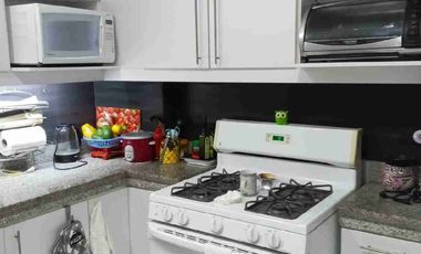 Venta de casa en Lomas de Urdesa, sector cerrado
