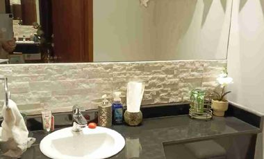 Venta de casa en Lomas de Urdesa, sector cerrado