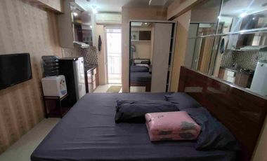 Sewa studio furnished apartemen Bassura City tower Edelweiss siap huni ada water heater