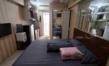 Sewa studio furnished apartemen Bassura City tower Edelweiss siap huni ada water heater