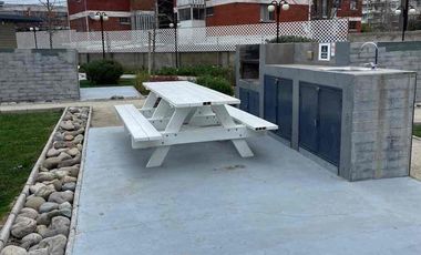 Departamento en Arriendo 2 Dormitorios | 1 Baño | Estacionamiento y Bodega | Piso 11 Oriente