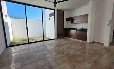 Se Renta TownHause Cholul