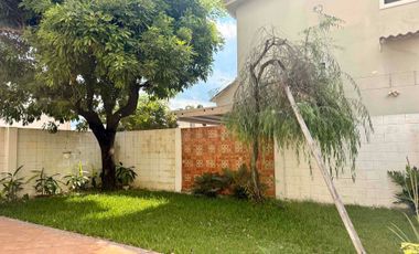 Linda casa en  Urb.Casa Club, VIa a la Costa km 12 atras de SUPERMAXI Y Portal al Sol