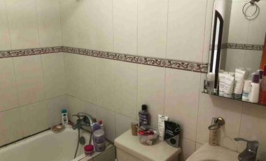 Vendo Departamento Av. Colón y América Cerca Universidad Central. Buen Precio.