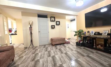 VENDO DPTO EN SURCO LIMITE MIRAFLORES PRIMER PISO FRENTE A PARQUE. P/DOLARES